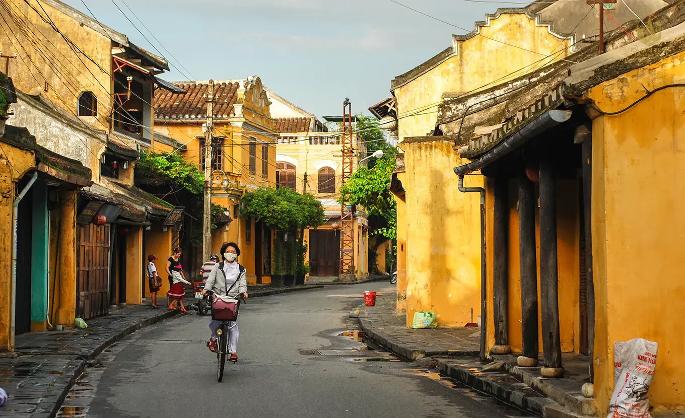 Authentic Hoi An to Hue 4-Day Tour: Ancient Port, My Son & Imperial Capital